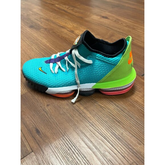 Nike LeBron 16 Low Air Max Trainer 2 - Size 10.5 - Picture 6 of 14